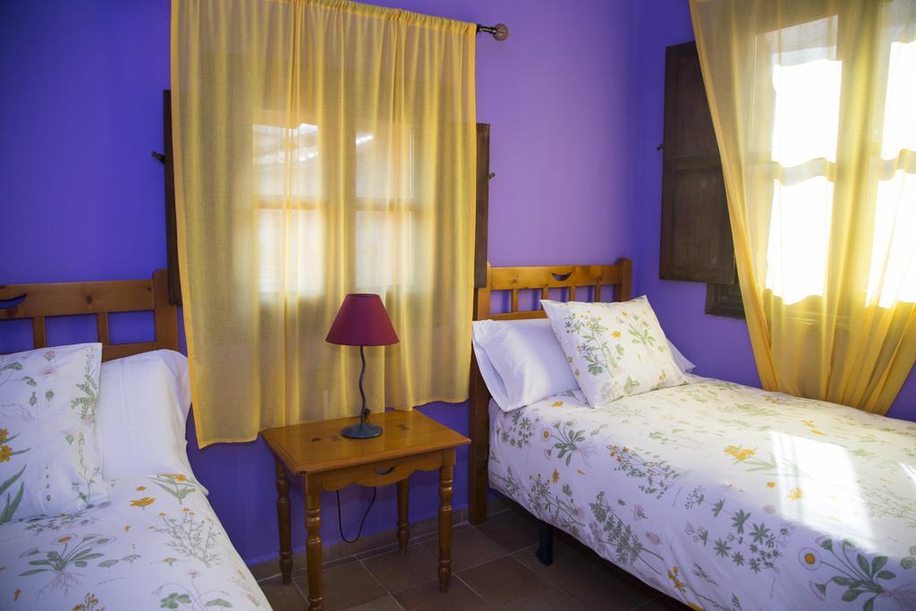 Apartamentos La Iguana Hervas Bagian luar foto