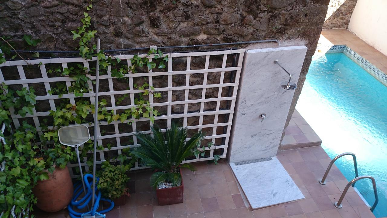 Apartamentos La Iguana Hervas Bagian luar foto