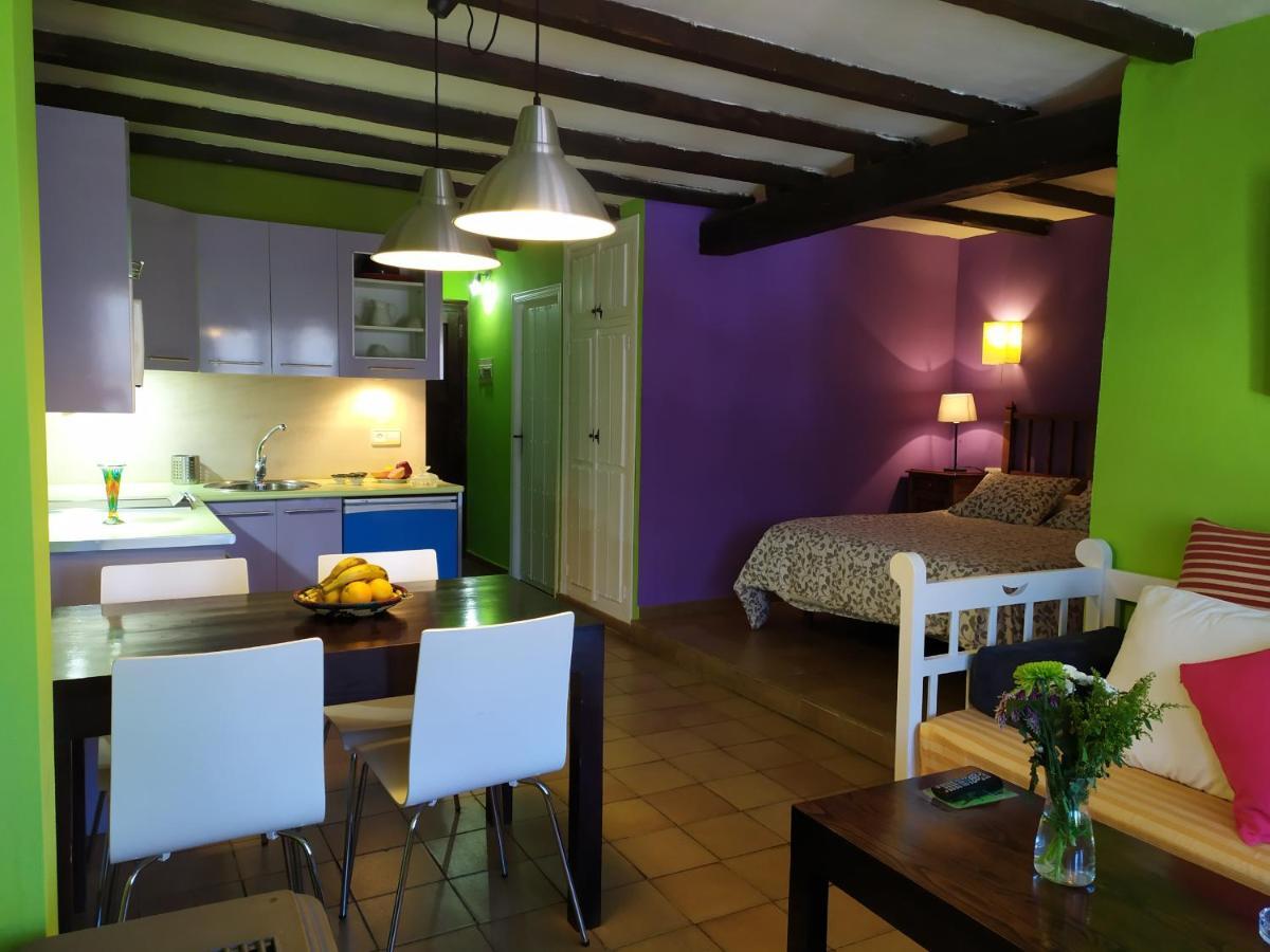 Apartamentos La Iguana Hervas Bagian luar foto